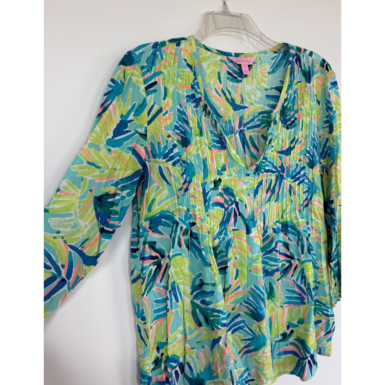 Lilly Pulitzer Elsa Top Blue Green Tropical Palm Print Pintuck Blouse 23862 M